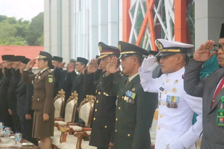 Kodim 1203/Ketapang Ikuti Upacara Peringatan HUT Ke-68 Pemprov Kalbar.