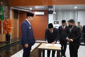 Repalianto, S.Sos., M.Si dilantik sebagai Sekretaris Daerah Definitif Kabupaten Ketapang