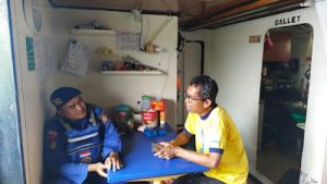 Bersama Crew Kapal Satpolairud Ketapang Jalin Sinergitas Jaga Kamtibmas