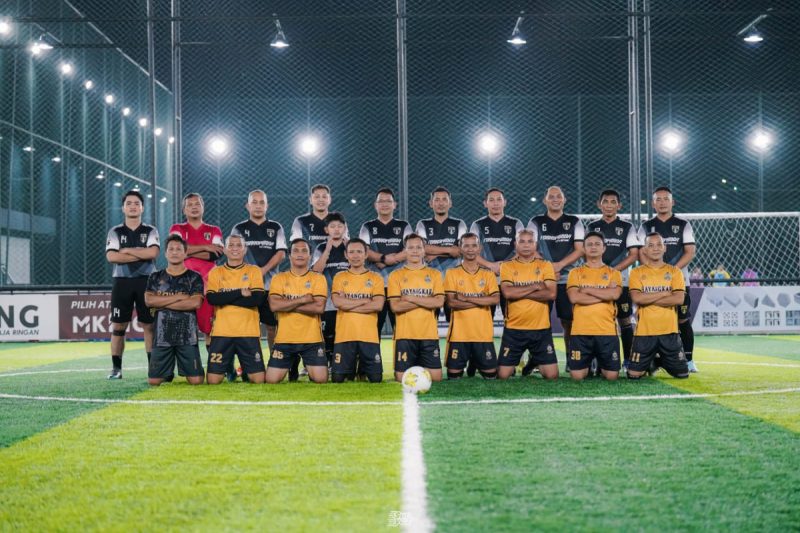 Perkuat Sinergi, Kapolres Ajak Forkopimda Ketapang Main Bola