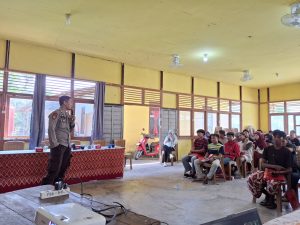 Penyuluhan Bahaya Narkoba dan UU Narkotika di Desa Pesaguan Kiri, Polsek Matan Hilir Selatan Hadirkan Narasumber Bhabinkamtibmas
