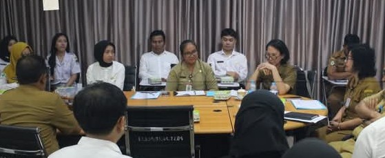 Dinas Kesehatan Kabupaten Ketapang melaksanakan kegiatan pembekalan bagi 22 orang CPNS Formasi Tahun 2024 di lingkungan Dinas Kesehatan Kabupaten Ketapang dan RSUD Dr. Agoesdjam Ketapang.