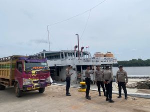 Sambang Obyek Vital Dan Fasilitas Umum, Tim Patroli Samapta Polres Ketapang Pastikan Kondisi Kamtibas Yang Bebas Kejahatan Jalanan Dan Premanisme