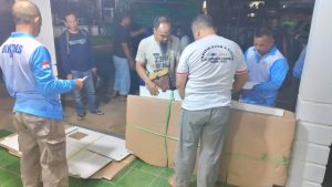 Kapolsek Sandai Pimpin Pengamanan Distribusi Logistik Pilkades 2025 di Desa Penjawaan dan Desa Demit