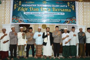 Moment Introspeksi Diri melalui Peringatan Tahun Baru Islam 1447 Hijriyah, Polres Ketapang Gelar Zikir dan Doa Bersama Untuk Polri