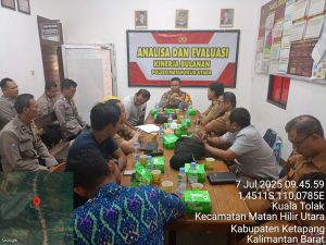Kapolsek Matan Hilir Utara Pimpin Rapat Koordinasi dengan Para Kepala Desa untuk Dukung Program Ketahanan Pangan Nasional