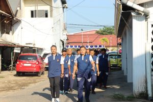 Jaga Soliditas, Kapolres Ketapang Laksanakan Olahraga Bersama Personel dan Bhayangkari Polres Ketapang