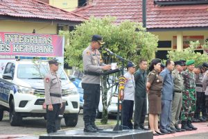 Tandai Mulainya Pelaksanaan Operasi, Polres Ketapang Gelar Upacara Operasi Patuh Kapuas 2025 di Halaman Mapolres