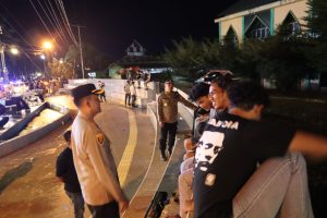 Kapolres Ketapang Bersama Anggota dan TNI Laksanakan Patroli Cipta Kondisi di Malam Minggu
