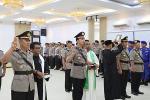 Kapolres Ketapang Pimpin Serah Terima Jabatan, Dua Kapolsek Dan Dua Kasat Berganti