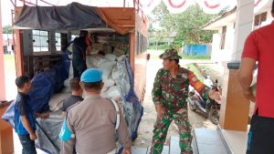 Kecamatan Manis Mata Terdampak Banjir, TNI-Polri Dan BPBD Bergerak Cepat Salurkan Bantuan