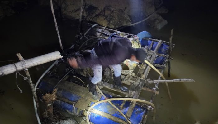 Polsek Simpang Hulu Tertibkan Aktivitas PETI, Mesin dan Peralatan Diamankan